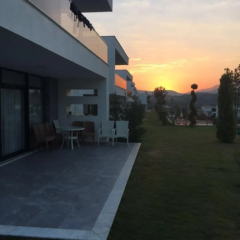 Ada Villas Beverly Hills